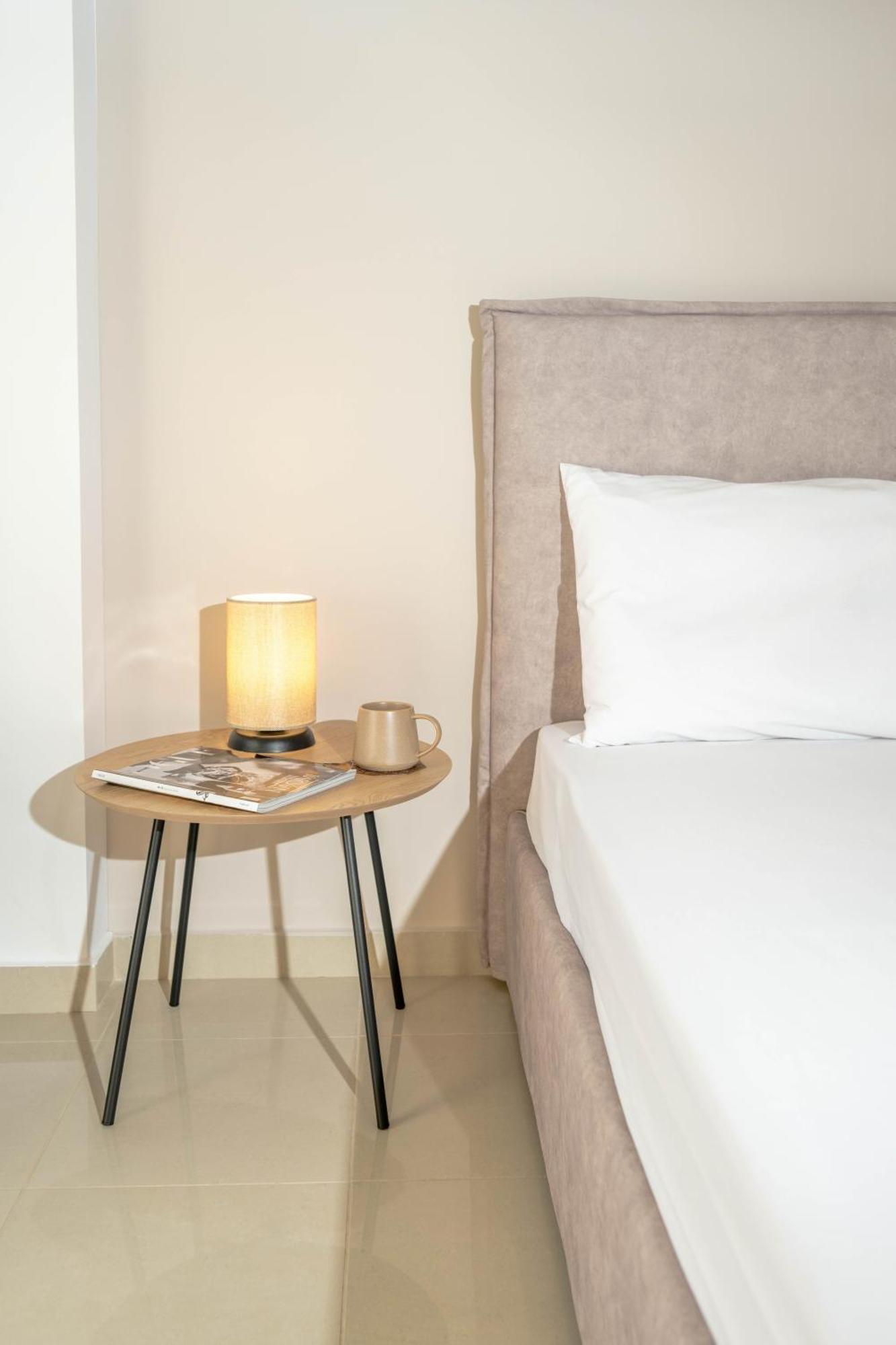 Corinth Downtown Comfy Studio מראה חיצוני תמונה